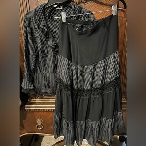 2 PIECE GERRY WEBER POKA DOT SET (BLOUSE & Bead/ POKA Dot SKIRT)